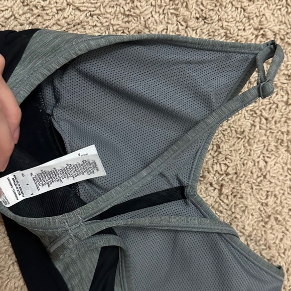 NIKE Sport Bra S - Picture 1 of 2